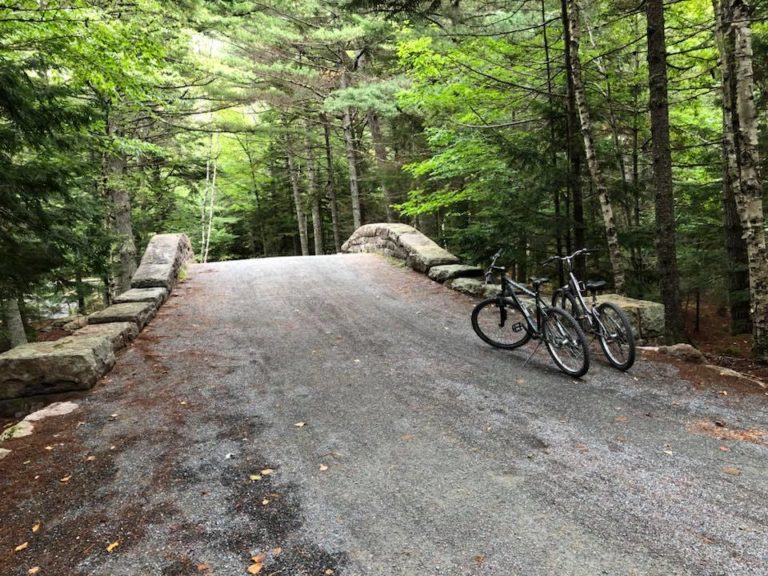 Bikeing carriage road acadia